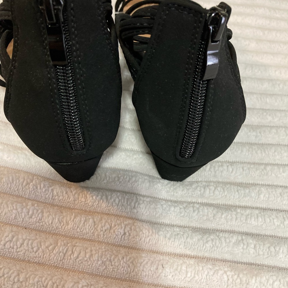 NWOTS Ladies Dress Sandals - Picture 5 of 13